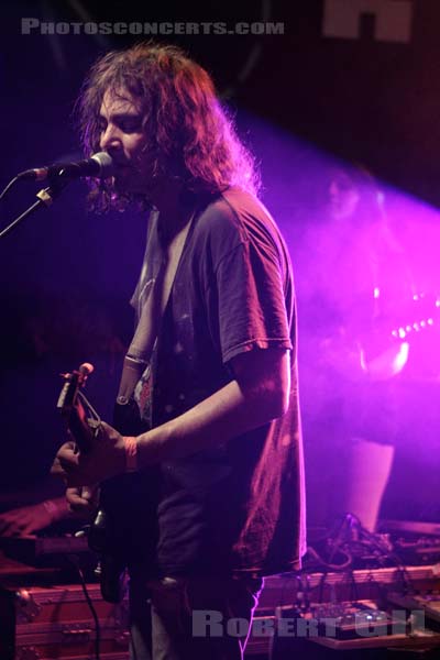 THE WAR ON DRUGS - 2011-09-26 - PARIS - Point Ephemere - 